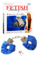 Menottes Fetish Fantasy en fourrure bleue