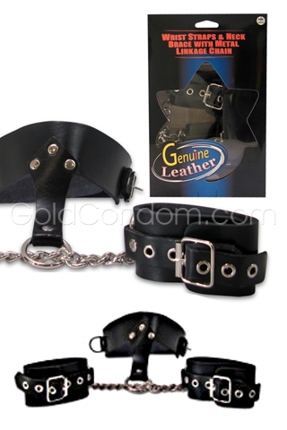 Boeien en halsband van zwart leder