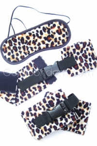 Liens et Masque L�opard Tera Patrick